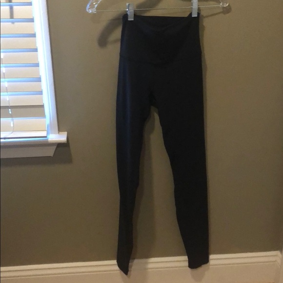 Lululemon align pant 28” length - Picture 4 of 4